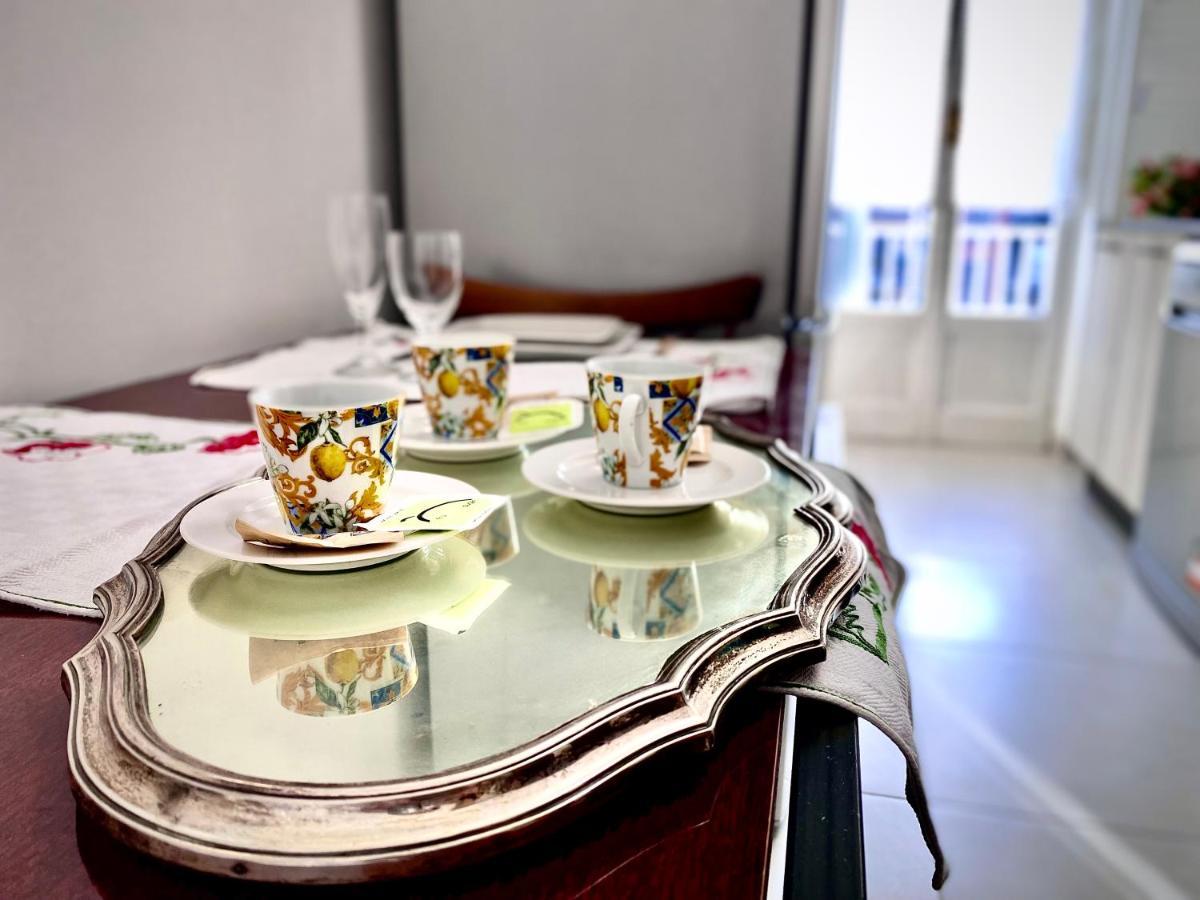 Stanza Cristina E Patrizia Fiere E Moda Milánó Kültér fotó